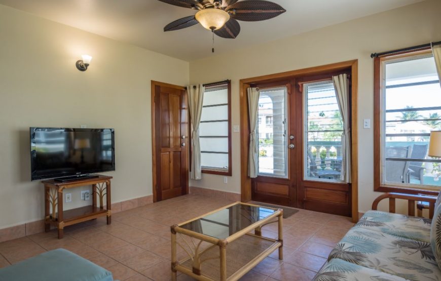 Pool Vıew – Lower Level Suites