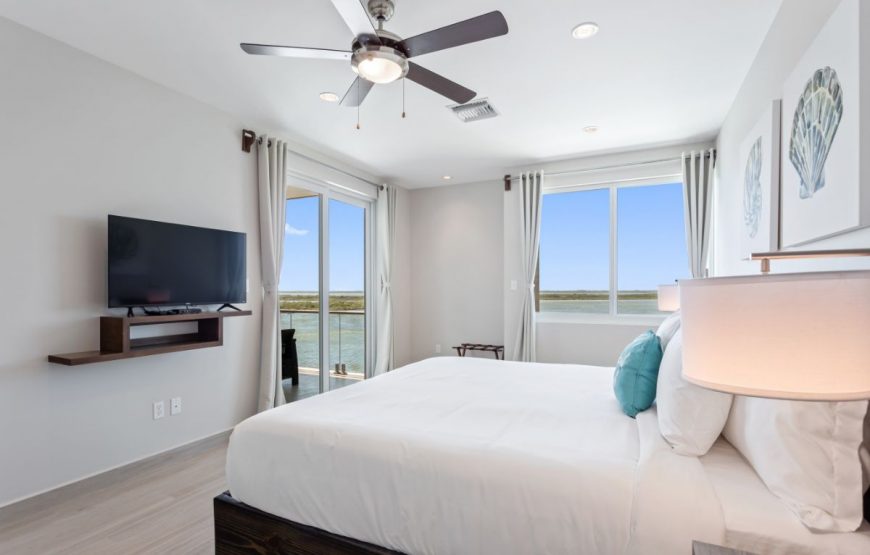 1 Bedroom Bay View Condo