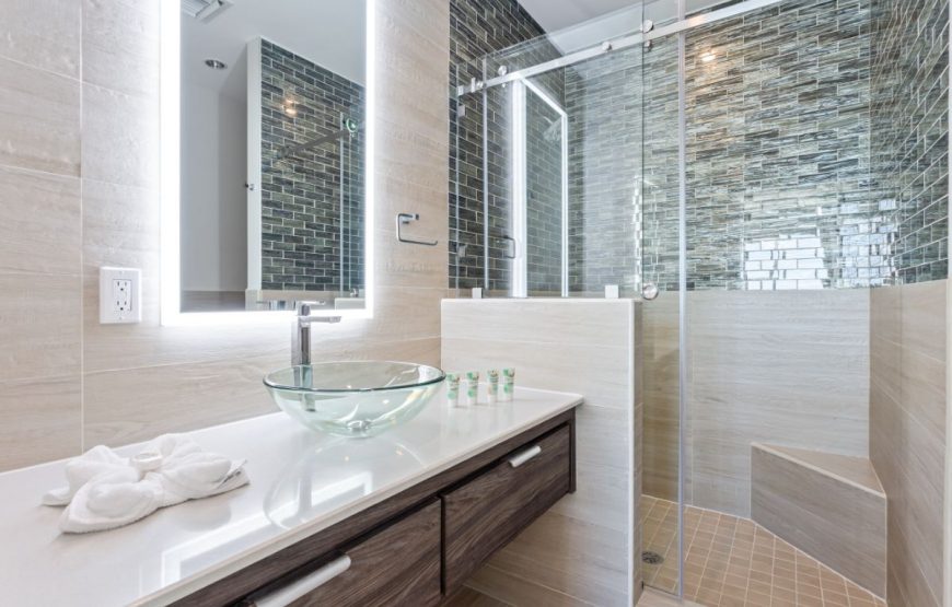 2 Bedroom Bay View Condo