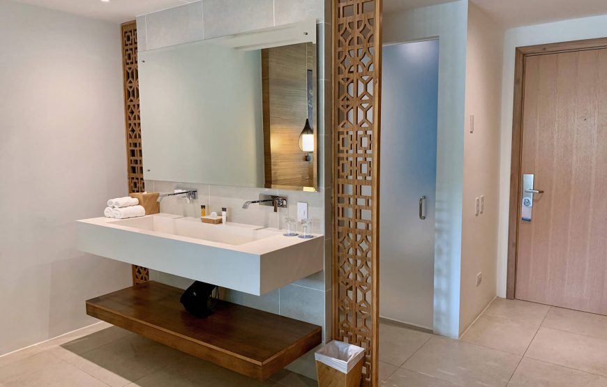 Junior Suite Partial Ocean View