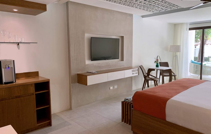 Junior Suite Partial Ocean View