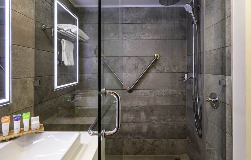 Superior King-Size room with sofa