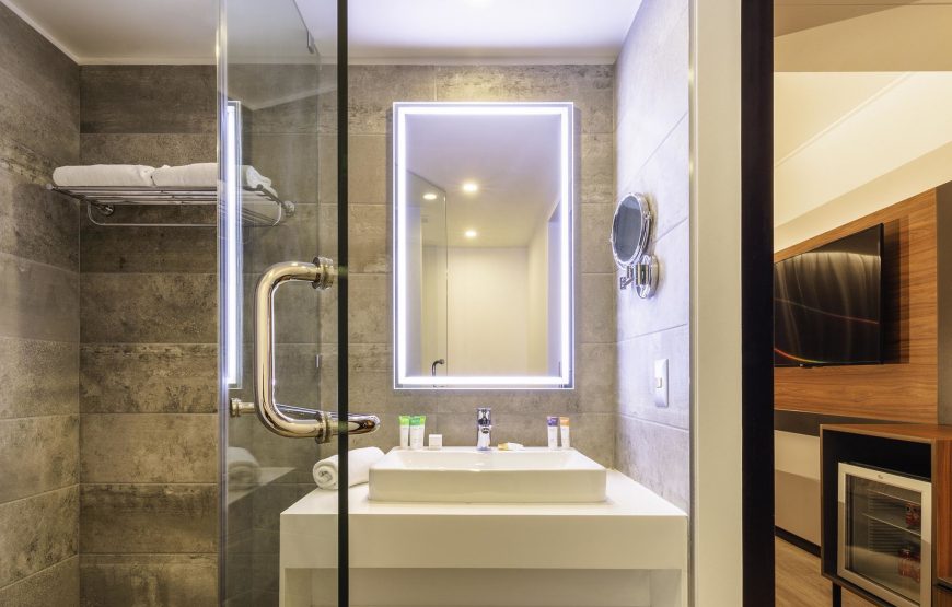 Superior King-Size Room