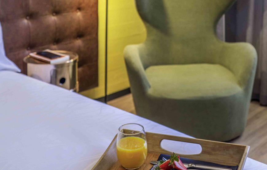 Junior Suite  with 1 King-size bed