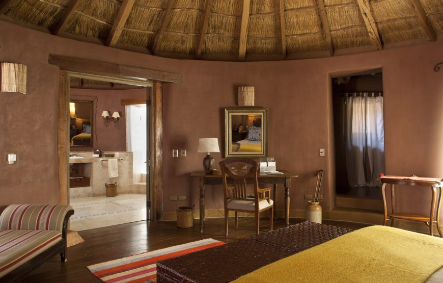 Superior Round Suite